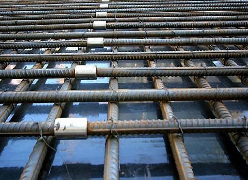 峨眉山为什么建楼房时，要在钢筋上加一排小圆环？原来作用这么大
